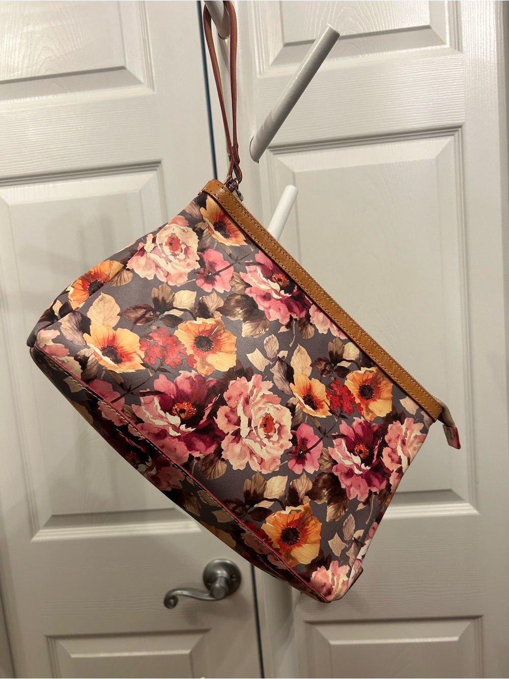 Cavalcenti Floral Print Wristlet Clutch in Gray with Pink & Yellow Blooms - Picture 2 of 16